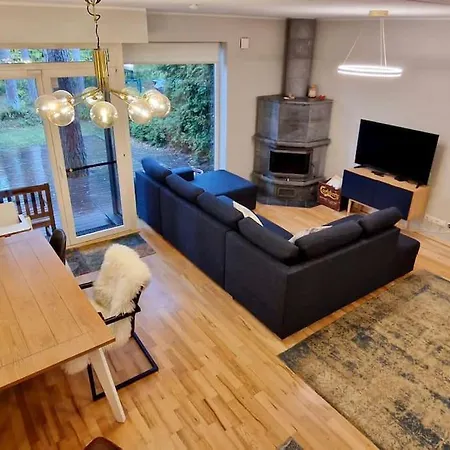 Family Getaway In The Forest Casa vacanze
